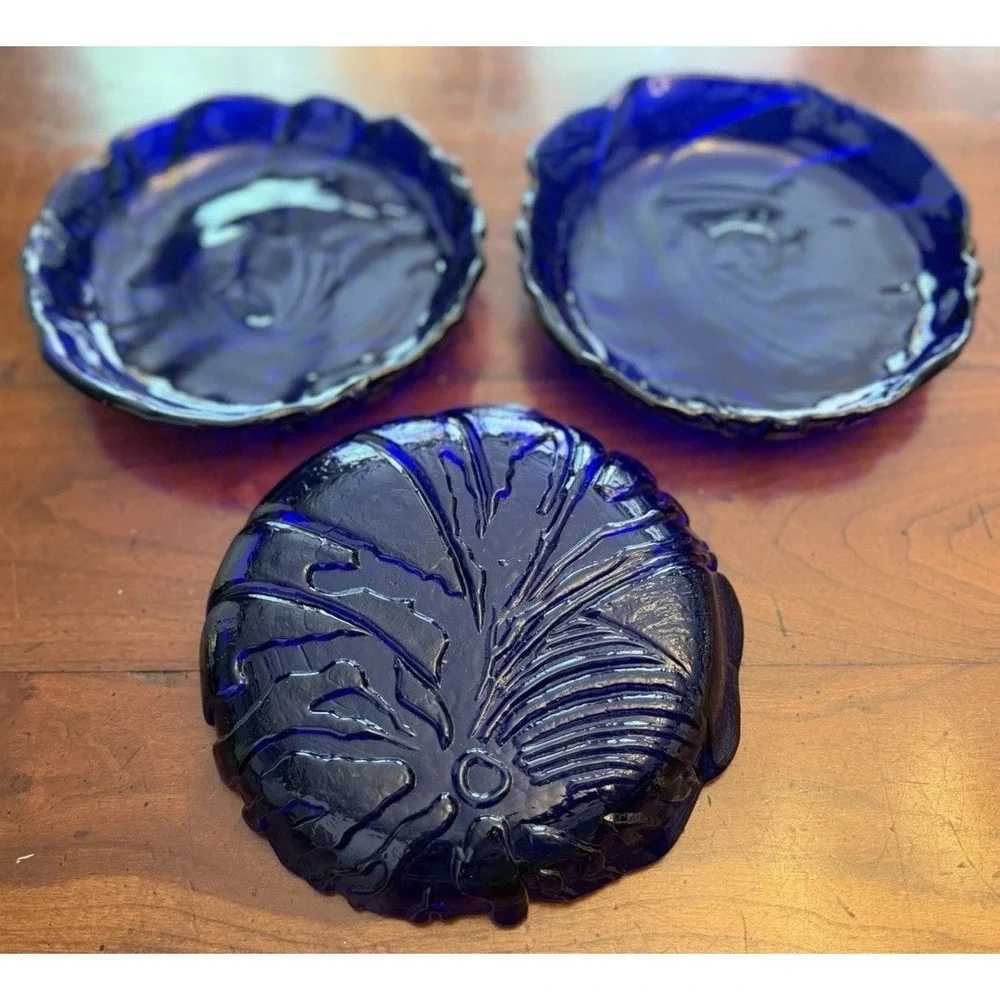 Vintage Arcoroc France Cobalt Blue Cabbage Leaf Glass Plates Set of 3